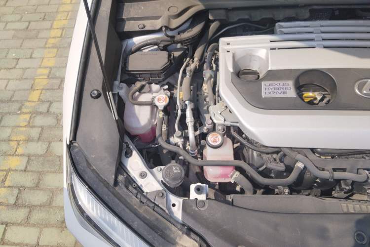 Used Lexus UX 2020 260h Explore-Cool Edition Engine Bay Right