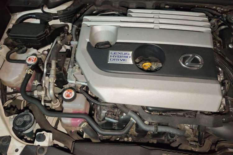 Used Lexus UX 2020 260h Explore-Cool Edition Engine Bay Right