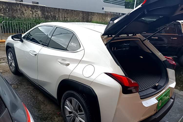 Used Lexus UX 2020 200 Special Edition Exterior 2