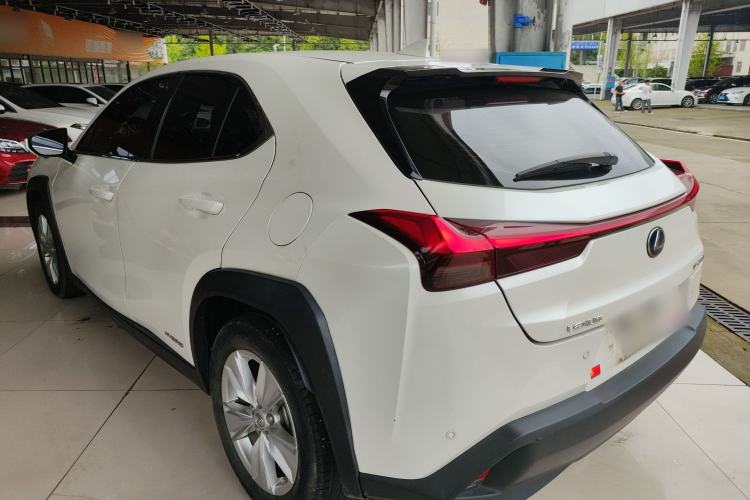Used Lexus UX 2020 260h Explore & Adventure Edition Exterior 2