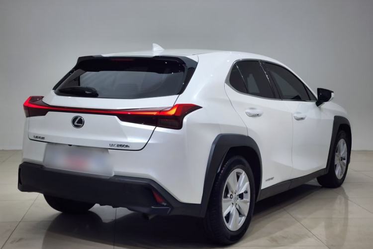 Used Lexus UX 2020 260h Explore-Cool Edition Exterior 2