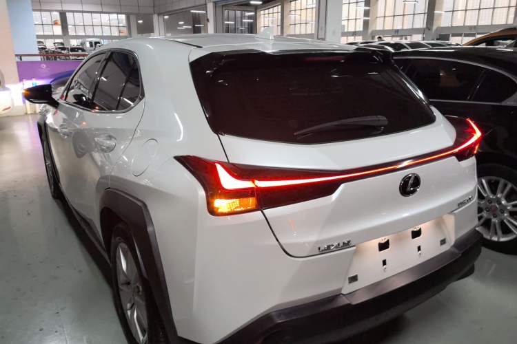 Used Lexus UX 2020 200 Special Edition Exterior 2