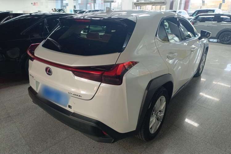 Used Lexus UX 2020 260h Explore & Adventure Edition Exterior 3