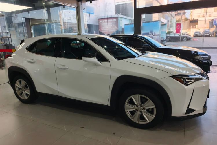 Used Lexus UX 2020 200 Special Edition Exterior 3