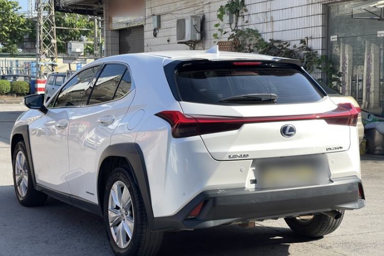 Used Lexus UX 2020 260h Explore-Cool Edition Exterior 3