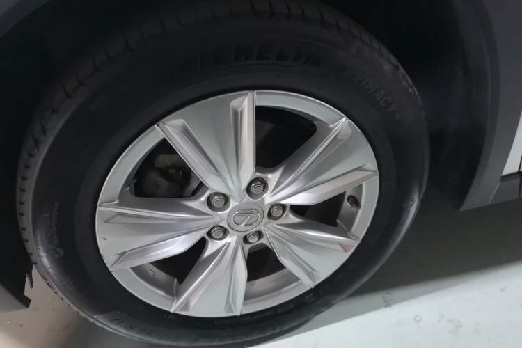 Used Lexus UX 2020 200 Special Edition Exterior 4