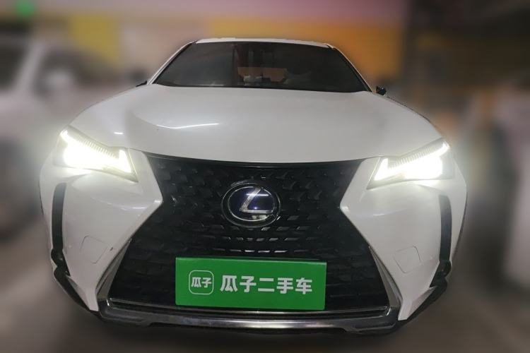 Used Lexus UX 2020 260h Explore & Adventure Edition Front