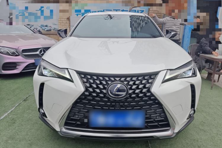 Used Lexus UX 2020 260h Explore & Adventure Edition Front