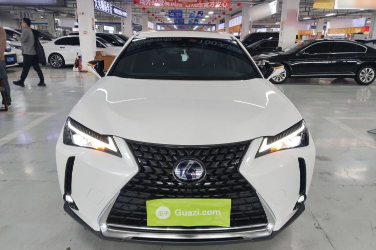 Used Lexus UX 2020 260h Explore & Adventure Edition Front