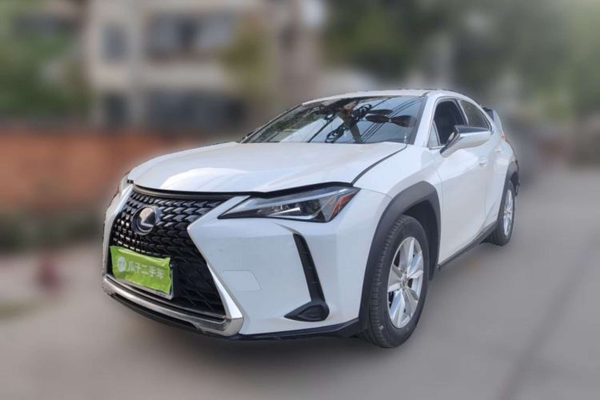 Used Lexus UX 2020 260h Explore-Cool Edition Front Left 45 Deg