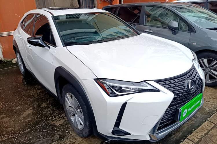 Used Lexus UX 2020 200 Special Edition Front Right 45 Deg