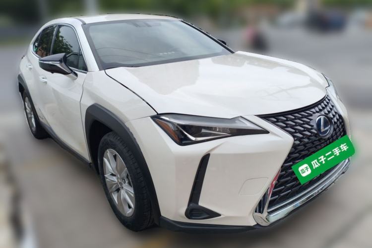 Used Lexus UX 2020 260h Explore-Cool Edition Front Right 45 Deg