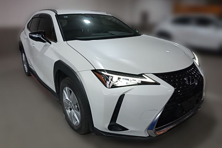 Used Lexus UX 2020 260h Explore-Cool Edition Front Right 45 Deg
