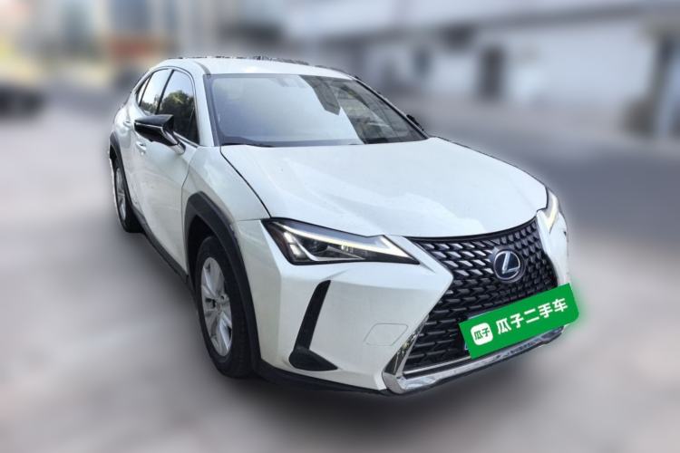 Used Lexus UX 2020 260h Explore-Cool Edition Front Right 45 Deg