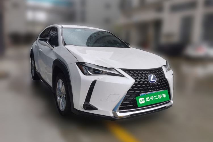 Used Lexus UX 2020 260h Explore-Cool Edition Front Right 45 Deg