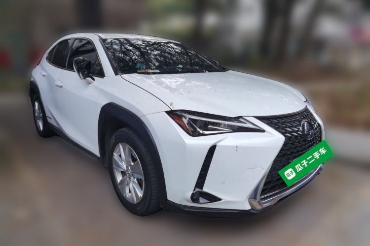 Used Lexus UX 2020 260h Explore & Adventure Edition Front Right 45 Deg