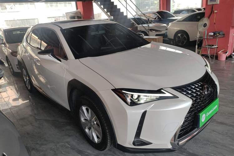 Used Lexus UX 2020 200 Special Edition Front Right 45 Deg