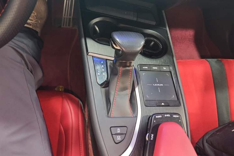 Used Lexus UX 2020 Revised Version 200 F SPORT Edition Gear Lever