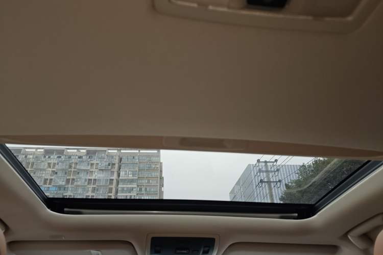 Used Lexus UX 2020 260h Explore & Adventure Edition Headliner