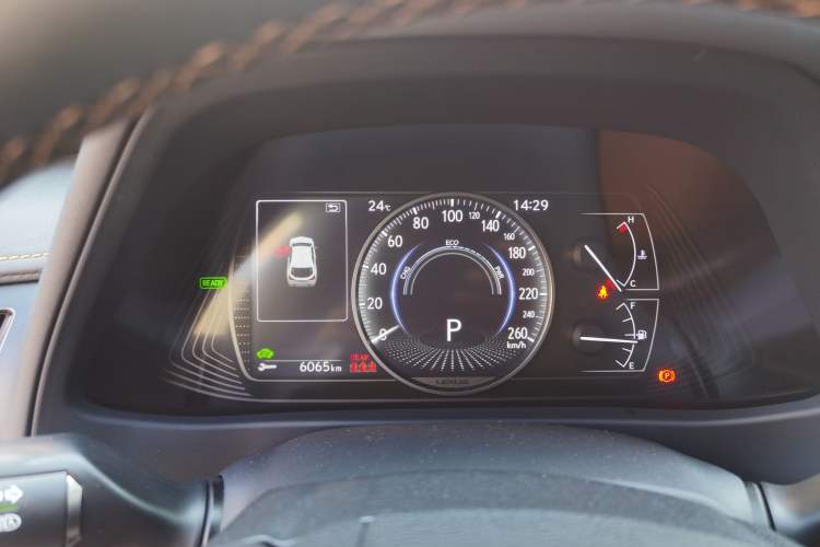Used Lexus UX 2020 260h Explore & Adventure Edition Instrument Cluster