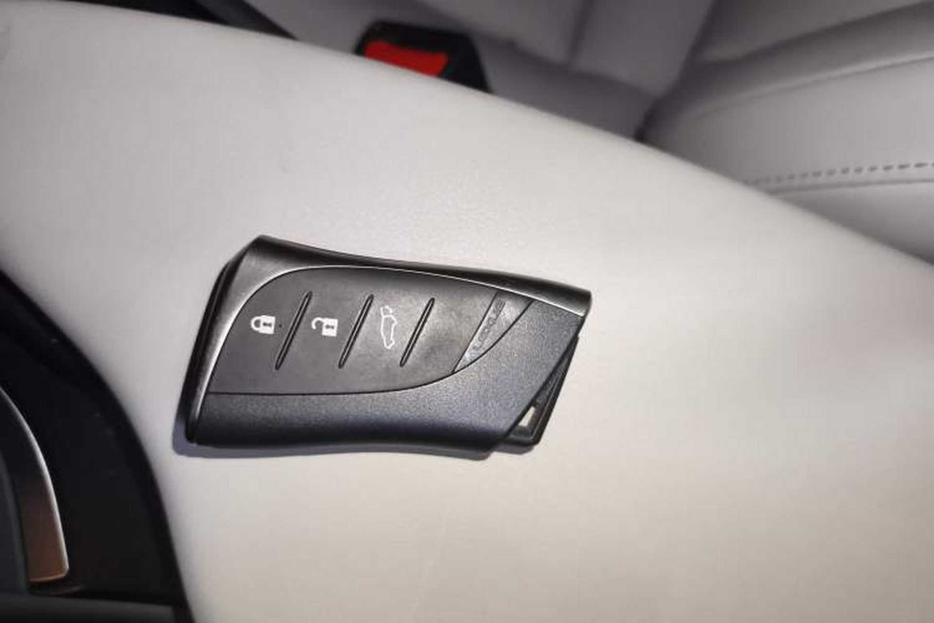 Used Lexus UX 2020 260h Explore & Enjoy Edition Interior 1