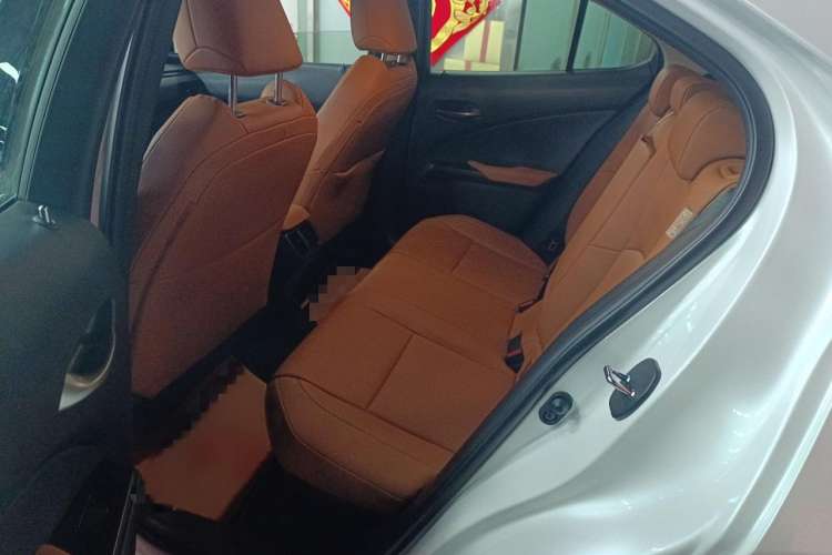 Used Lexus UX 2020 260h Explore & Adventure Edition Interior 1