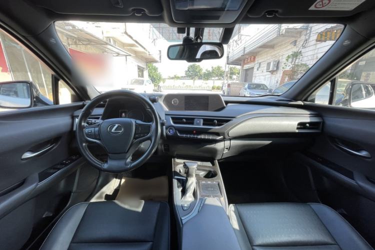 Used Lexus UX 2020 260h Explore-Cool Edition Interior 1