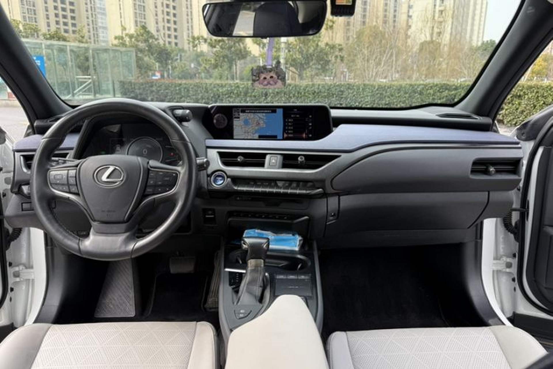 Used Lexus UX 2020 260h Explore & Enjoy Edition Interior 6