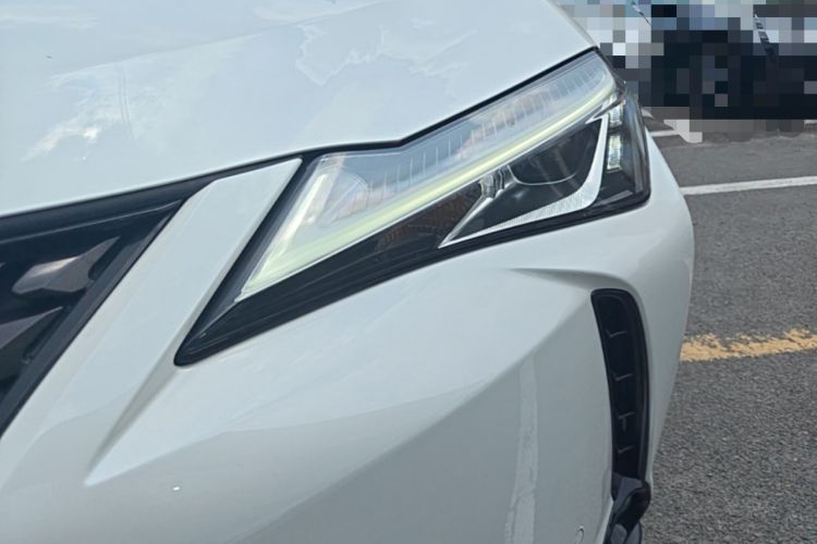 Used Lexus UX 2020 260h Explore & Adventure Edition Left Front Headlight