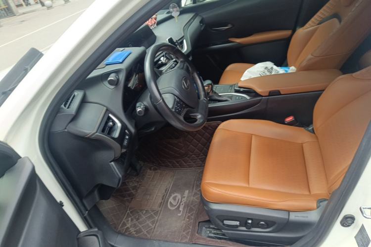Used Lexus UX 2020 260h Explore-Cool Edition Left Front Seat