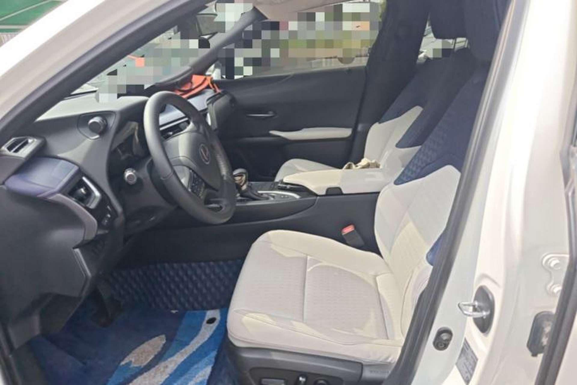 Used Lexus UX 2020 260h Explore-Cool Edition Left Front Seat