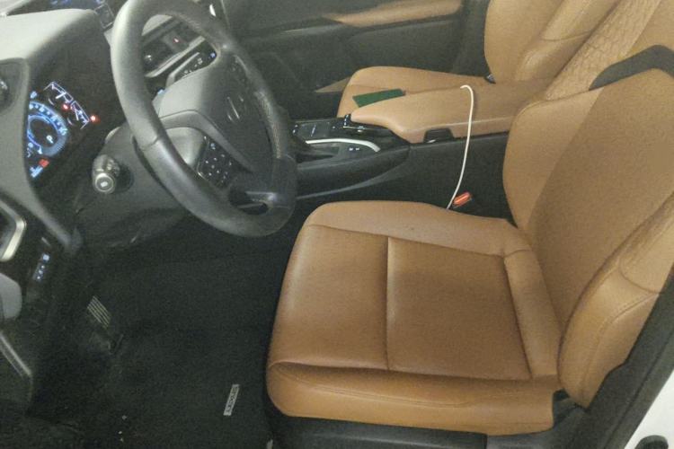 Used Lexus UX 2020 260h Explore & Adventure Edition Left Front Seat