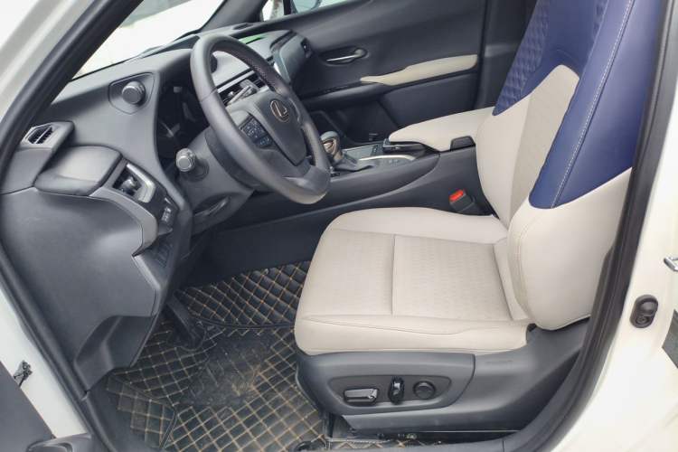 Used Lexus UX 2020 260h Explore-Cool Edition Left Front Seat