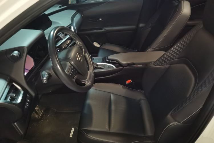 Used Lexus UX 2020 260h Explore & Adventure Edition Left Front Seat