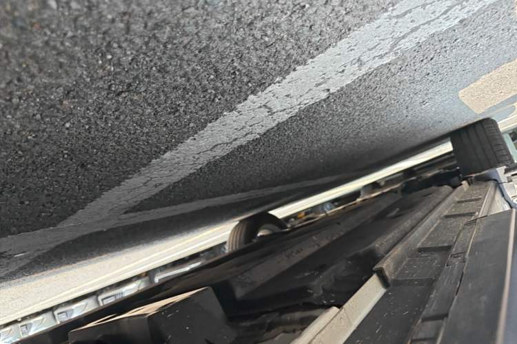 Used Lexus UX 2020 260h Explore & Adventure Edition Left Side Sill