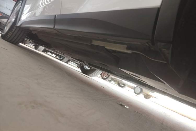 Used Lexus UX 2020 200 Special Edition Left Side Sill