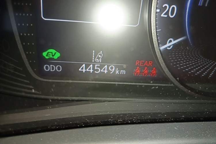Used Lexus UX 2020 260h Explore & Adventure Edition Odometer Close Up