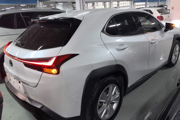 Used Lexus UX 2020 200 Special Edition Rear Right 45 Deg