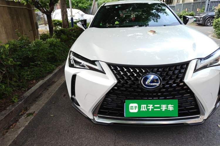 Used Lexus UX 2020 260h Explore-Cool Edition Right Front Headlight