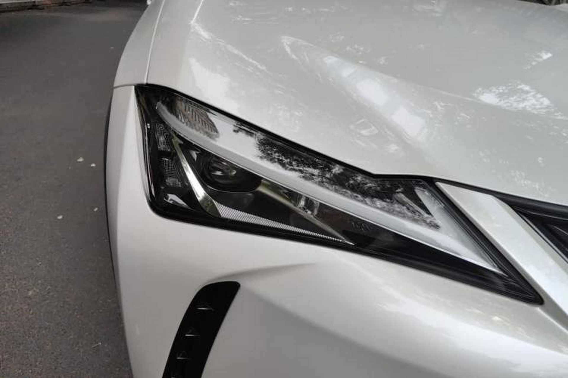 Used Lexus UX 2020 260h Explore & Adventure Edition Right Front Headlight