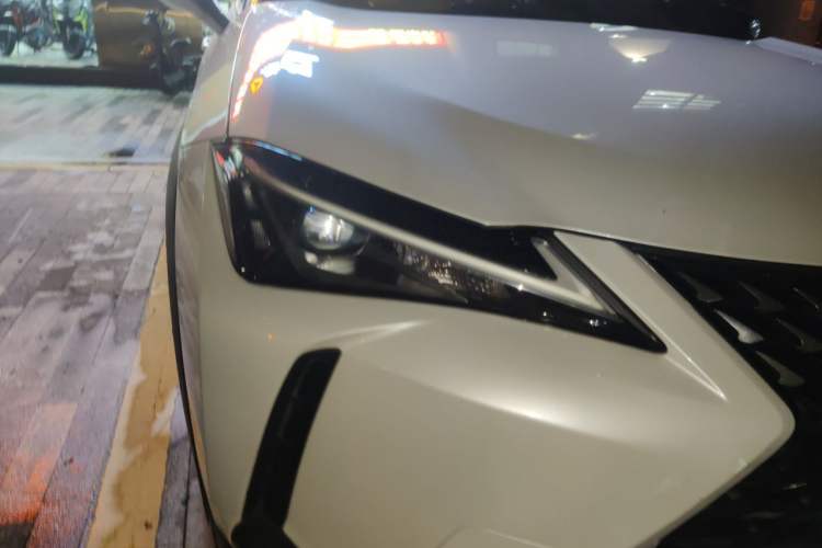 Used Lexus UX 2020 200 Special Edition Right Front Headlight