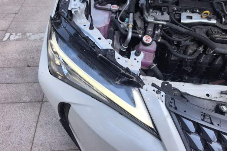 Used Lexus UX 2020 260h Explore-Cool Edition Right Front Headlight