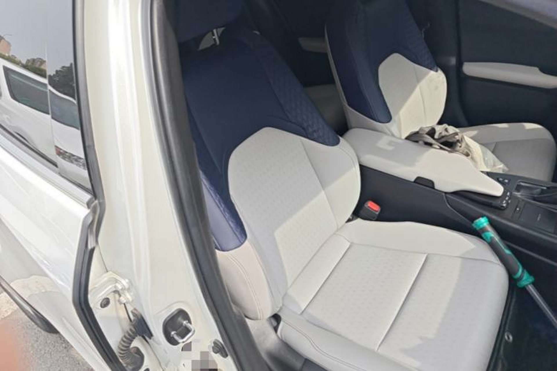 Used Lexus UX 2020 260h Explore-Cool Edition Right Front Seat