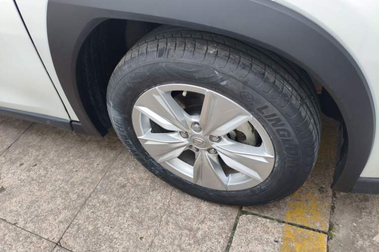 Used Lexus UX 2020 260h Explore-Cool Edition Right Front Wheel Hub