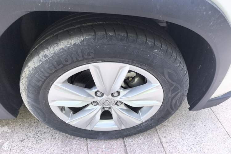Used Lexus UX 2020 260h Explore-Cool Edition Right Front Wheel Hub