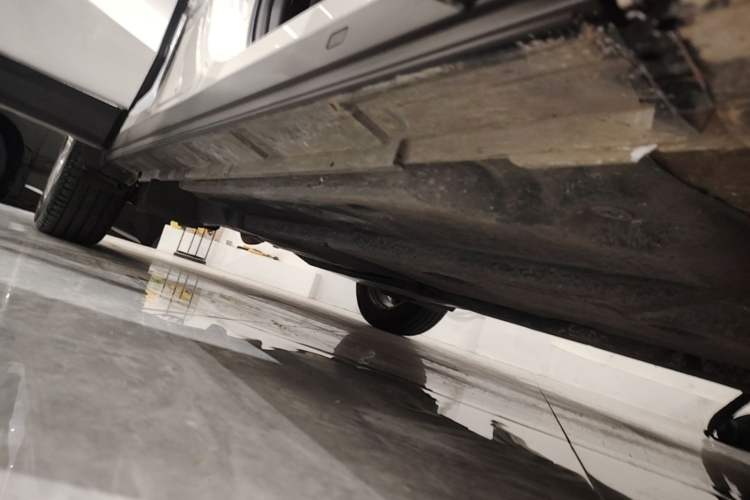 Used Lexus UX 2020 200 Special Edition Right Side Sill