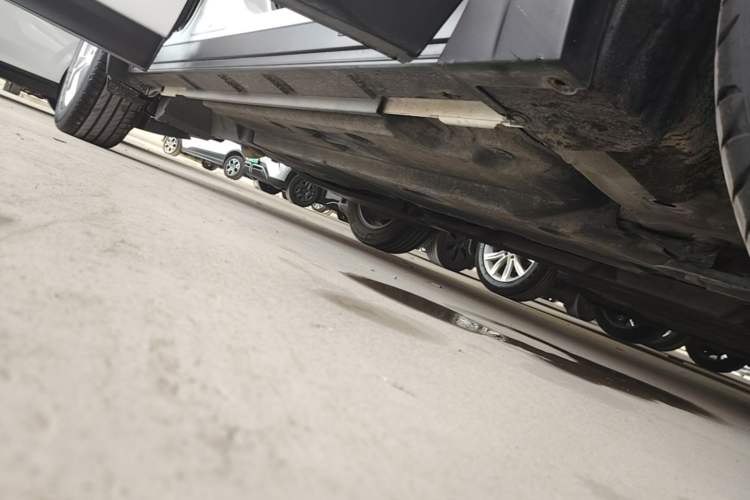 Used Lexus UX 2020 200 Special Edition Right Side Sill