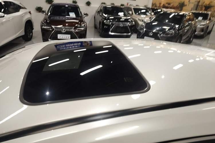Used Lexus UX 2020 200 Special Edition Roof