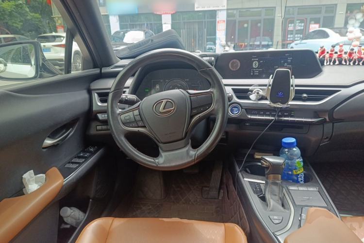 Used Lexus UX 2020 260h Explore-Cool Edition Steering Wheel
