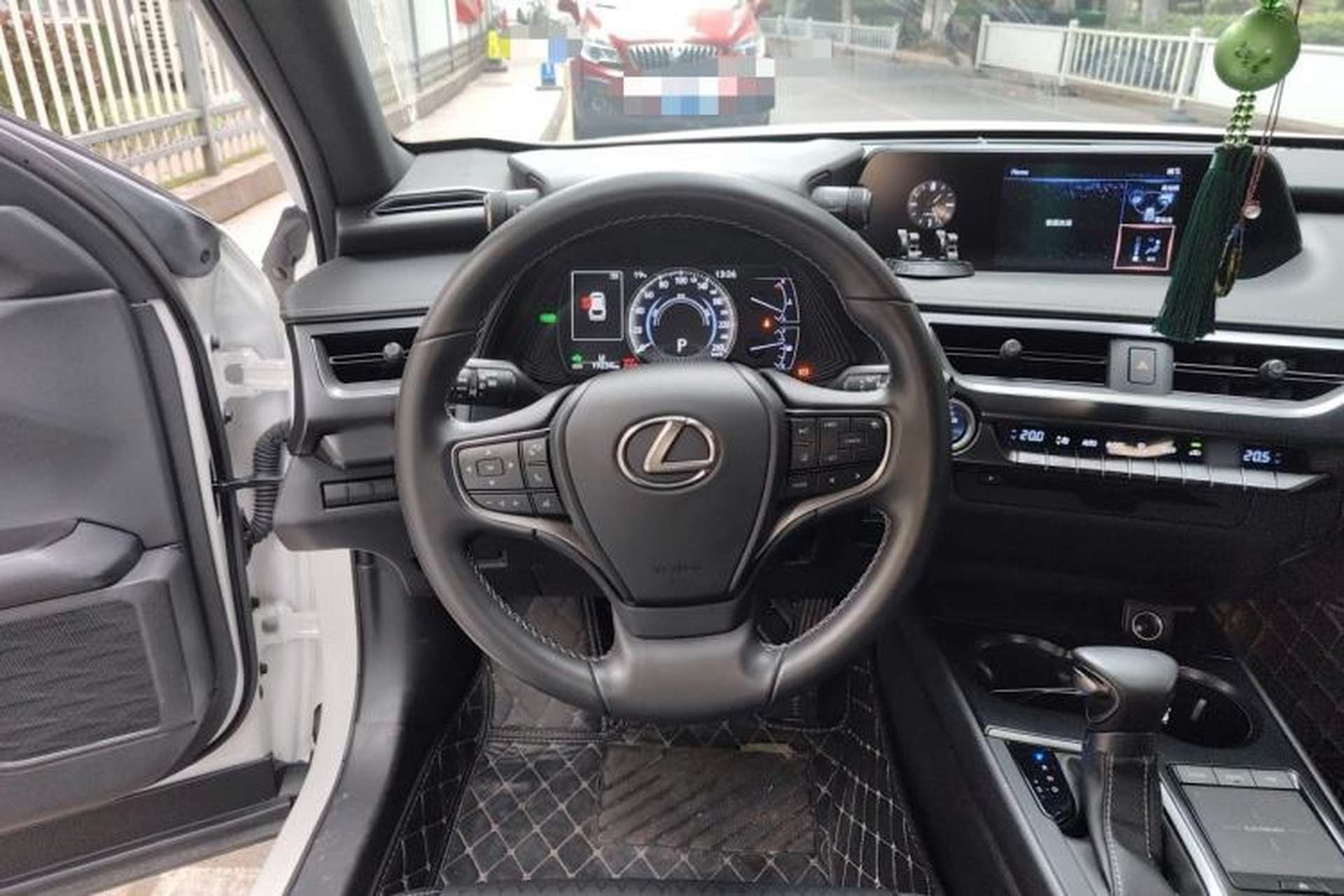 Used Lexus UX 2020 260h Explore & Adventure Edition Steering Wheel